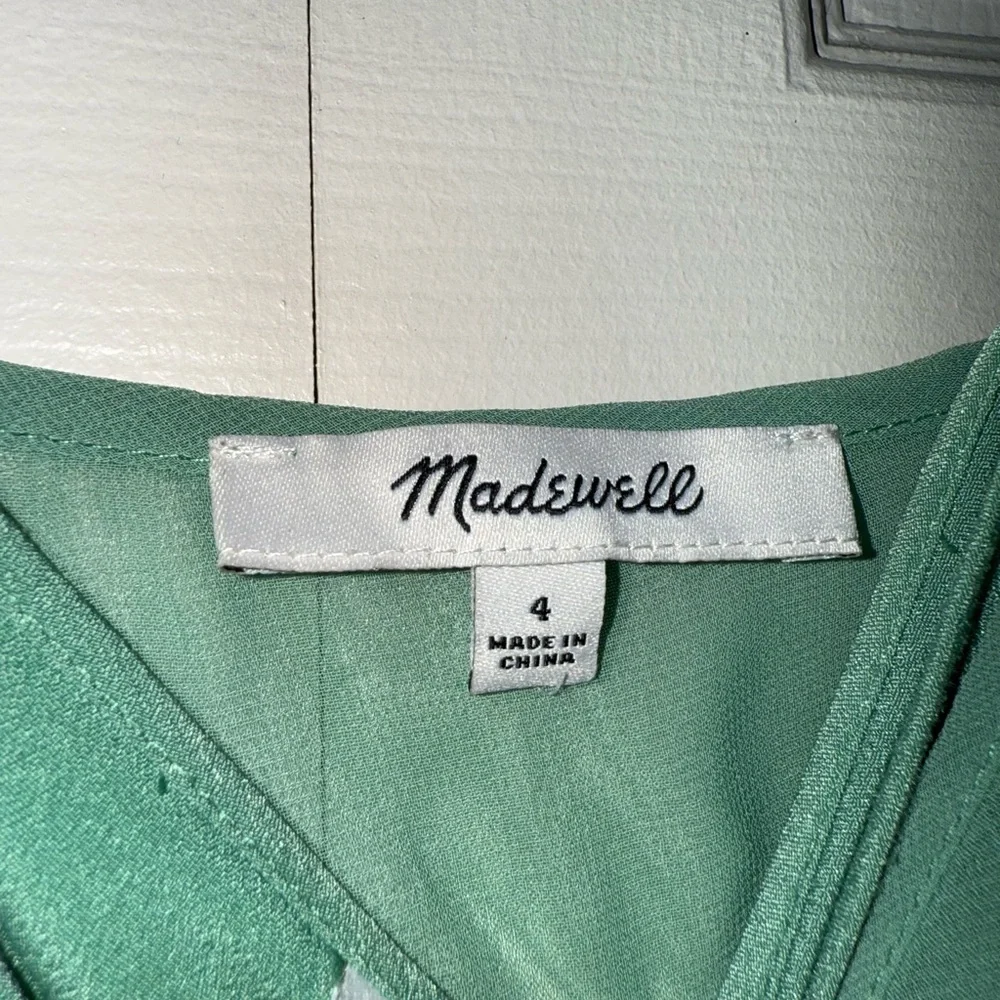 Madewell Sage Green V-Neck Top - Picture 7 of 7